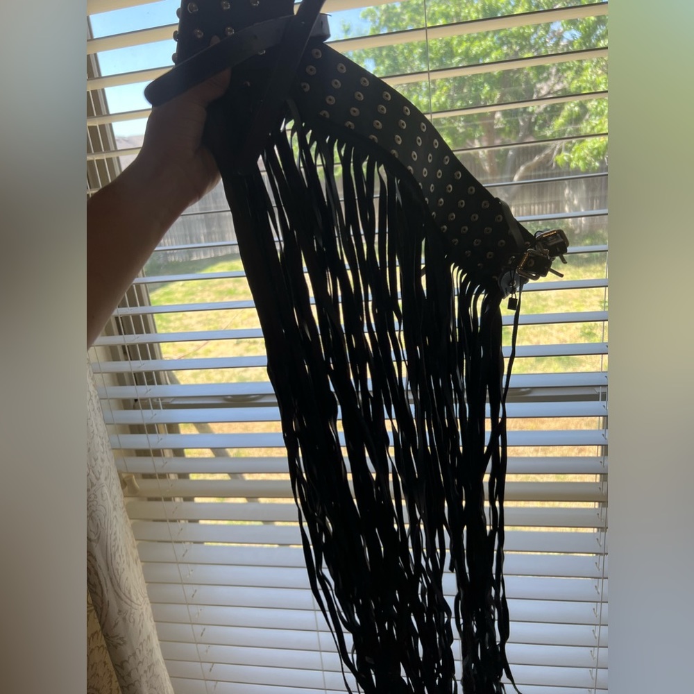 Fringe belt